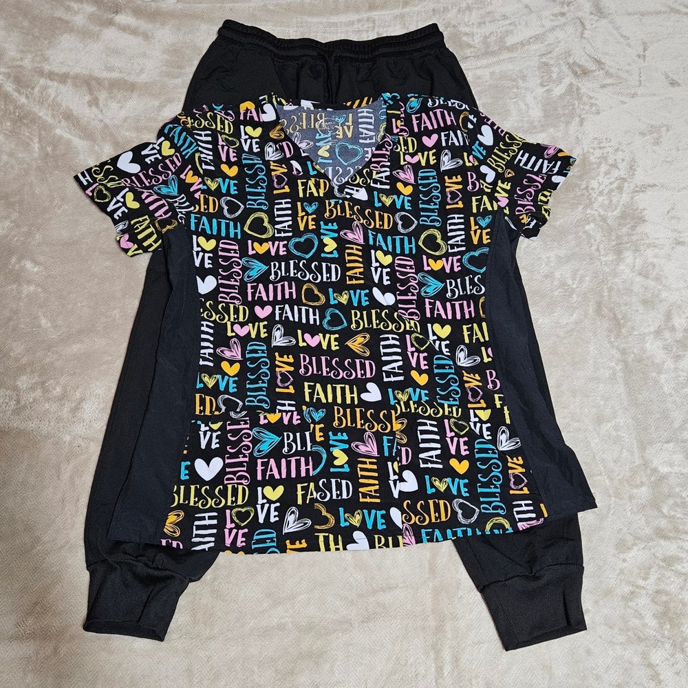 Womens Large Scrub Set Black Jogger Black Faith Love print top
